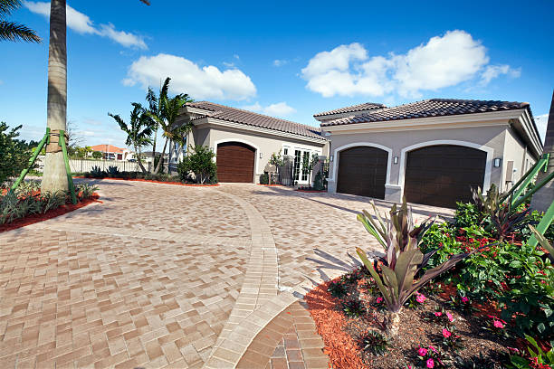 Best Driveway Paving Contractor  in Redwood Valley, CA