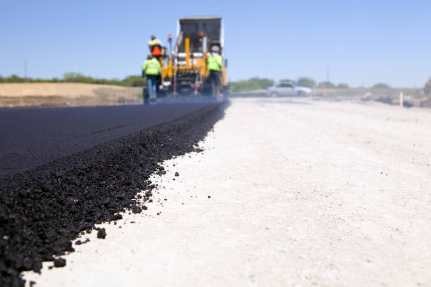 Best Driveway Paving Company  in Redwood Valley, CA